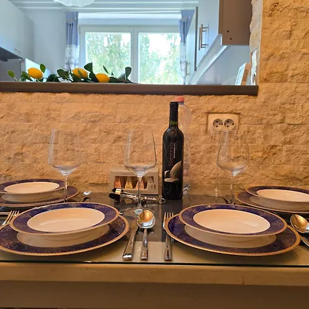 Appartement Serenity Family In Old Buda Near Tram Line
